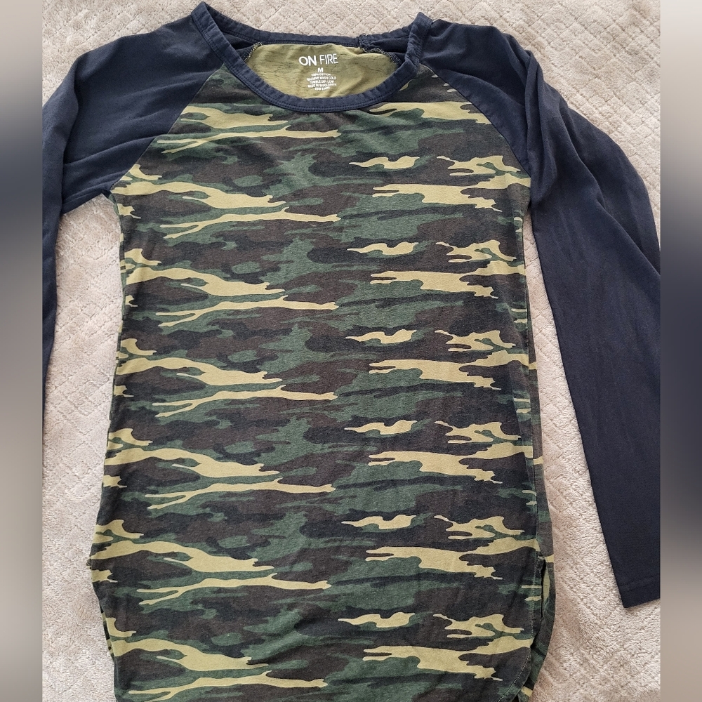 * Womens On Fire tee - Picture 3 of 6